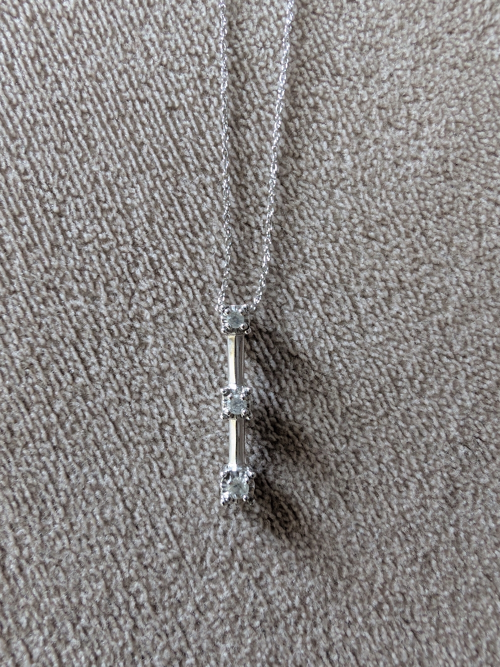 10k White Gold Vertical Bar Diamond Necklace